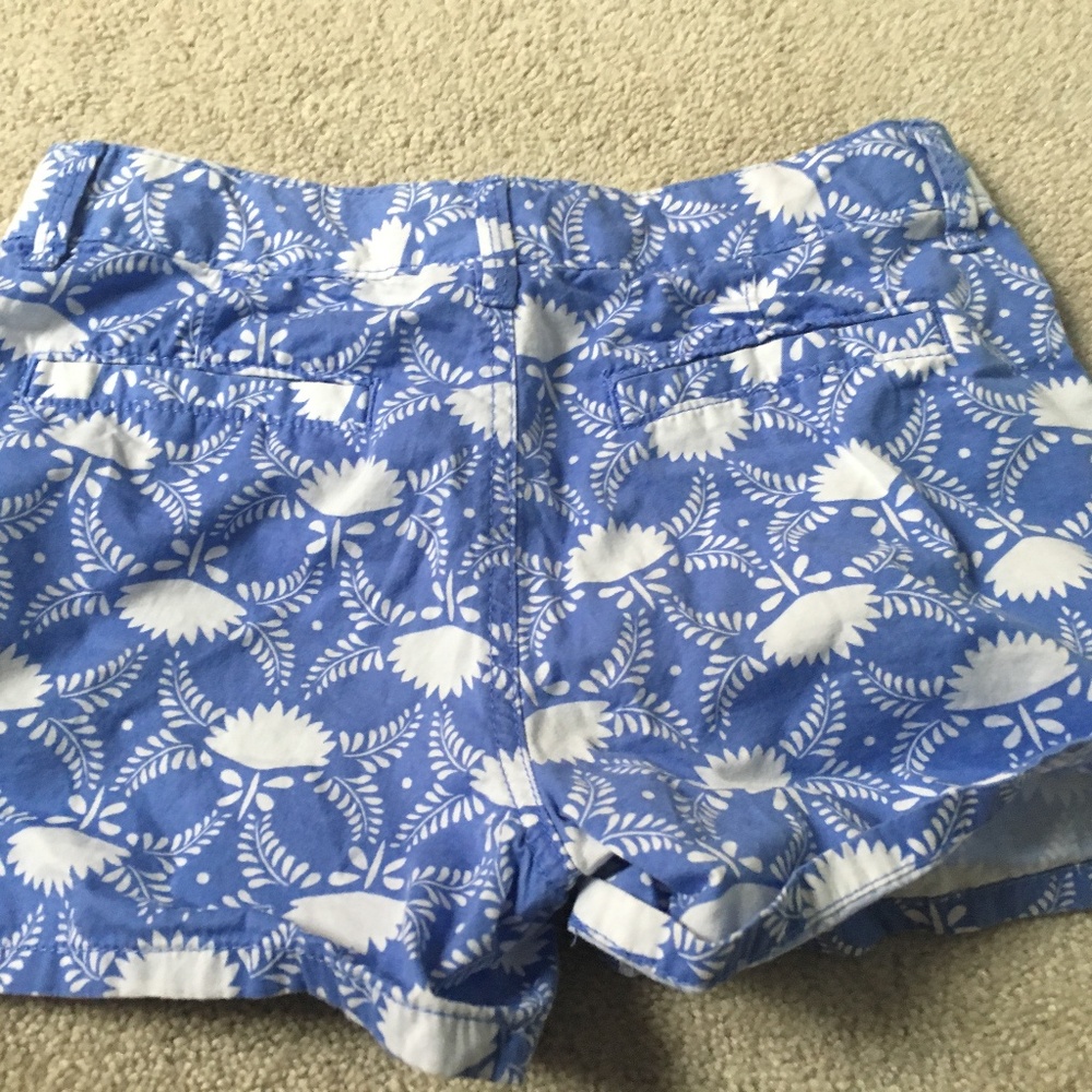 Flower pattern shorts